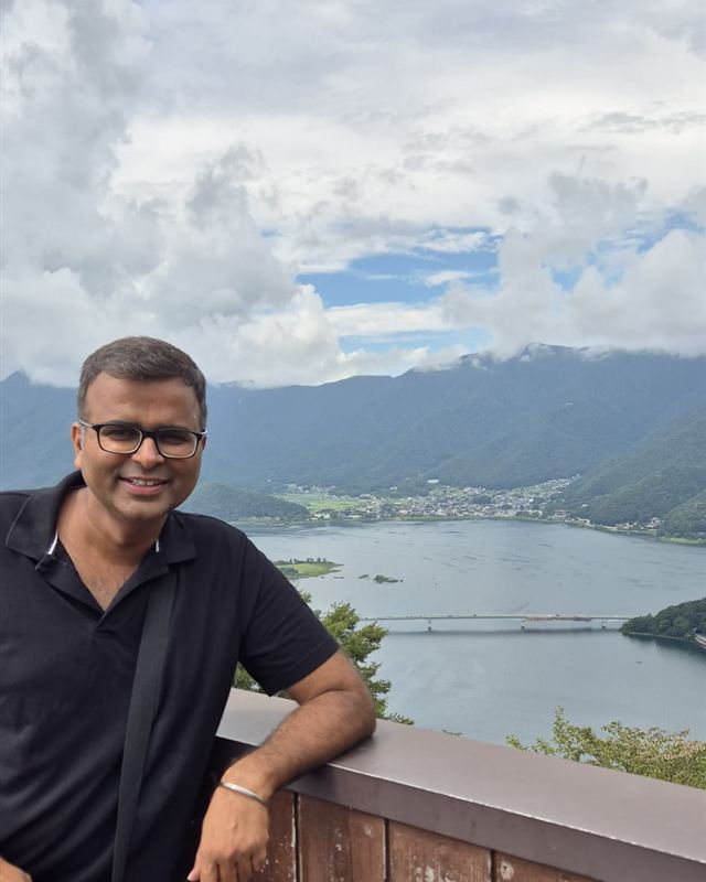 Varun overlooking Lake Kawaguchiko near Mt. Fuji